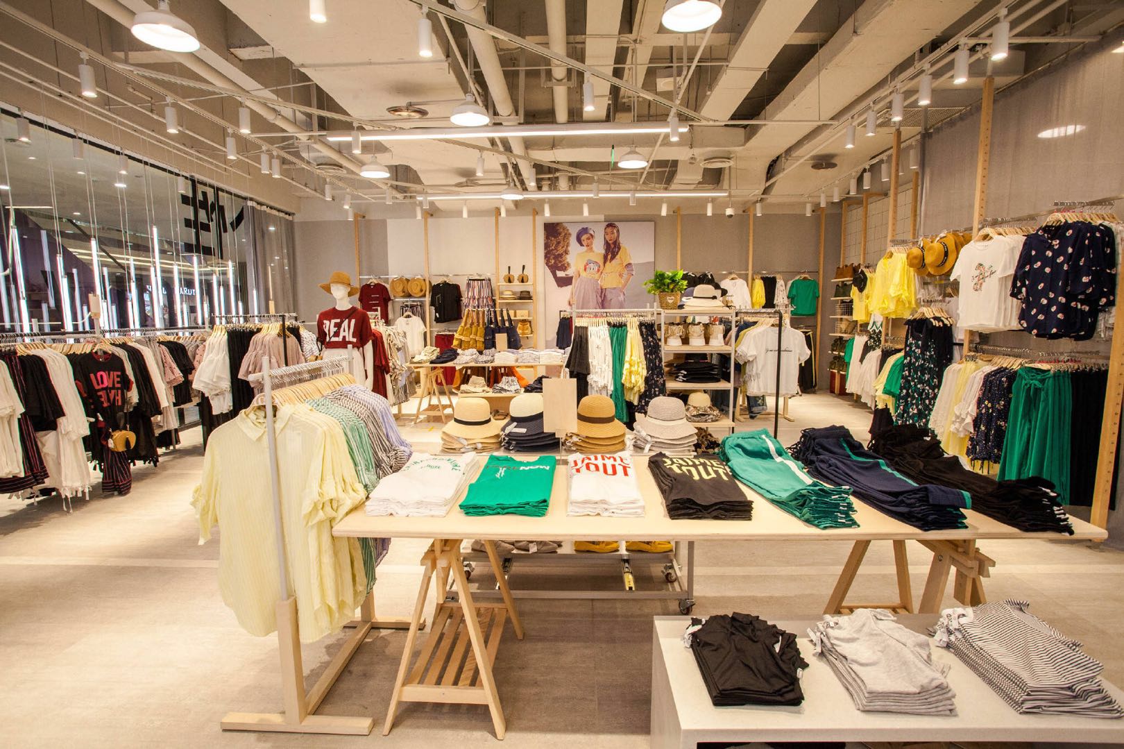 十大快时尚品牌2018上半年开店111家 MJstyle、优衣库领跑，C&A重生